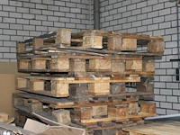 Pallets en opzetranden in diverse maten en uitvoeringen circa 40 pallets voornamelijk euro en circa 30 opze... - afbeelding 4 van  4