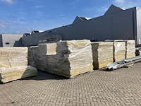 Pallets isolatie - afbeelding 2 van  12