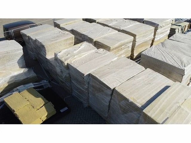 Pallets isolatie - afbeelding 3 van  12