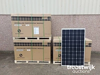 Pallets met 31 astronergy chsm6610m(dg)/f-310 glas-glas zonnepanelen - afbeelding 1 van  5