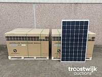 Pallets met 31 astronergy chsm6610m(dg)/f-310 glas-glas zonnepanelen - afbeelding 1 van  6