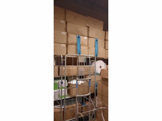 Pallets met diverse sanitair artikelen (19x) - afbeelding 20 van  39