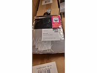 Pallets met diverse sanitair artikelen (19x) - afbeelding 22 van  39
