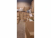 Pallets met diverse sanitair artikelen (19x) - afbeelding 25 van  39
