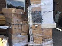 Pallets met sanitair (20x) - afbeelding 1 van  22