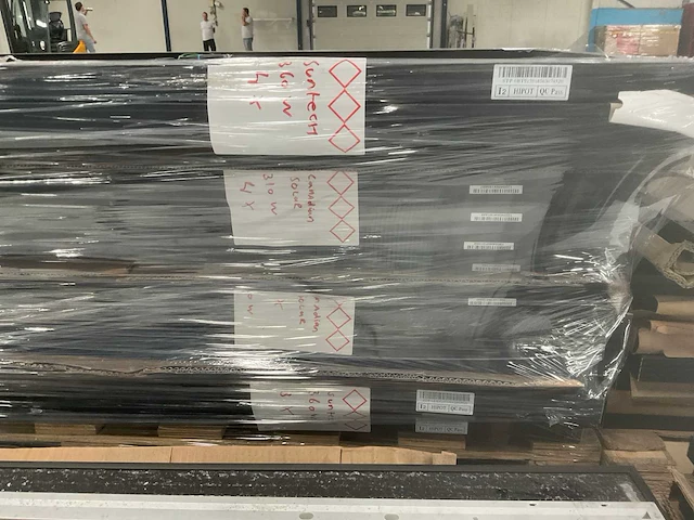 Pallets met zonnepaneel (6x) - afbeelding 5 van  17
