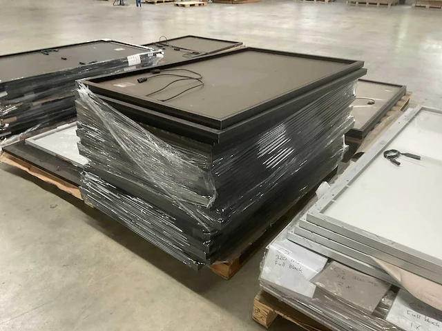 Pallets met zonnepaneel (6x) - afbeelding 8 van  17