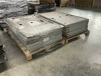 Pallets met zonnepanelen (2x) - afbeelding 1 van  7