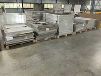 Pallets met zonnepanelen (5x) - afbeelding 1 van  12
