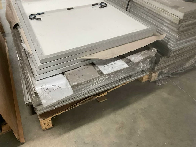 Pallets met zonnepanelen (5x) - afbeelding 5 van  12
