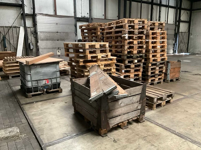 Pallets - afbeelding 5 van  8