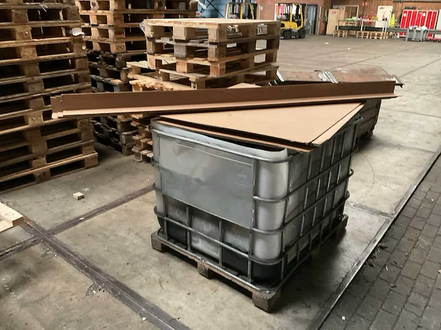 Pallets - afbeelding 6 van  8