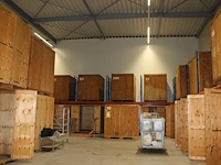 Palletstelling bestaande uit 26 staanders, 55 leggers en legbladen. afmeting staanders ca 90 x 750 cm en l... - afbeelding 3 van  3