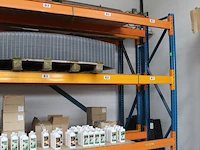 Palletstelling bestaande uit 7 staanders en 30 liggers. afmeting staanders 80 x 300 cm. afmeting leggers 12... - afbeelding 4 van  4