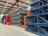 Palletstellingen, magazijnstellingen, bakken en magazijn toebehoren