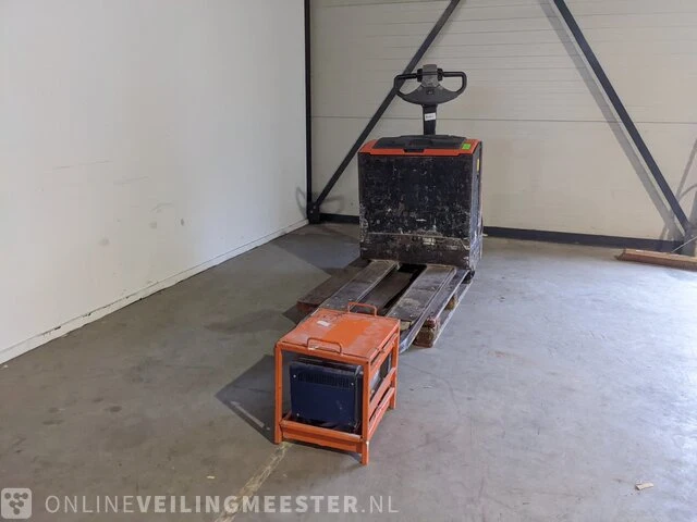 Pallettruck 2,0t e toyota, lwe200, bouwjaar 2012 - afbeelding 13 van  19