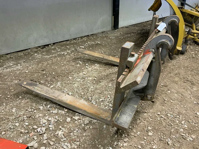 Palletvork “volvo shovel adapter” - afbeelding 2 van  9
