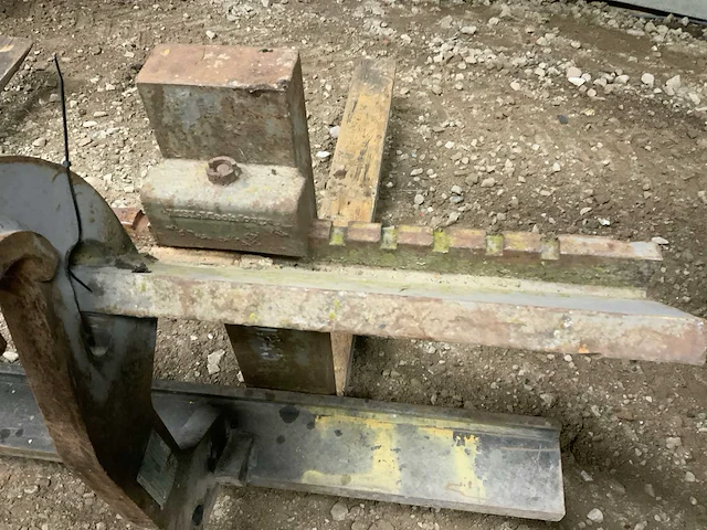 Palletvork “volvo shovel adapter” - afbeelding 7 van  9