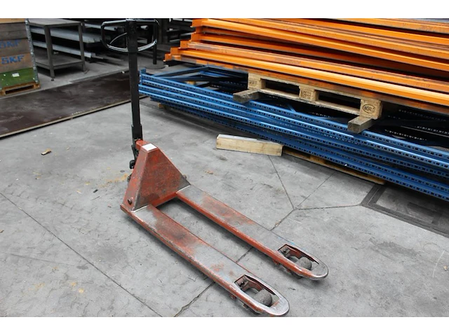 Palletwagen bt lifter. let op: ophalen na 13.00u. - afbeelding 1 van  2