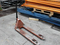 Palletwagen bt lifter. let op: ophalen na 13.00u. - afbeelding 1 van  2