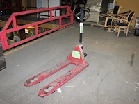 Palletwagen cranenbroek met lepels met lengte 115 cm. let op! afhalen in overleg met hnvi eind 2e afhaaldag. - afbeelding 1 van  2
