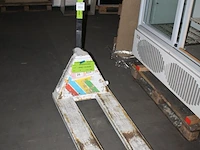 Palletwagen, lengte lepels 115 cm. let op! ophalen in overleg met hnvi. - afbeelding 2 van  2