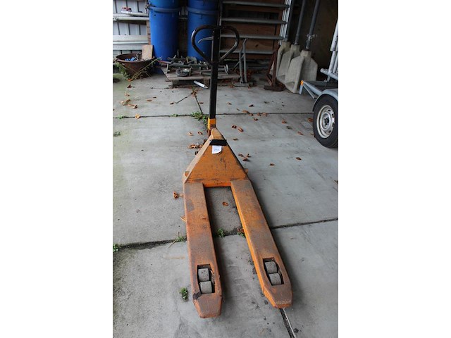 Palletwagen. ophlrn ns 13.00 uur - afbeelding 2 van  2