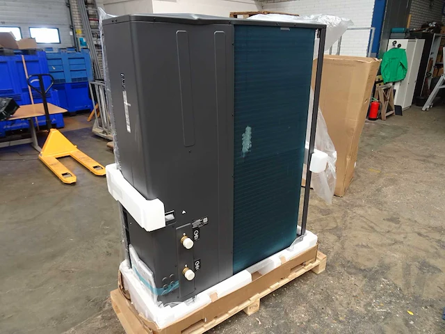 Panasonic - aquarea hydraulic split, m-serie - wh-wxg16me8 - warmtepomp buitenunit - afbeelding 2 van  6