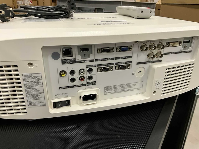 Panasonic - ew 730 wxga - projector - afbeelding 5 van  5