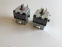 Panasonic 2m137 magnetron (2x) - afbeelding 1 van  5