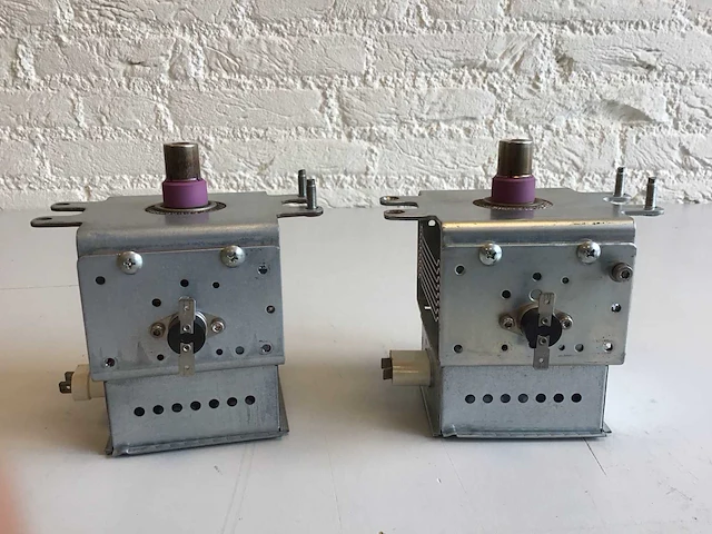 Panasonic 2m137 magnetron (2x) - afbeelding 3 van  5