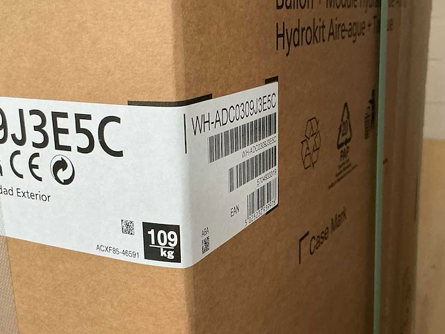 Panasonic air-water wh-adc0309j3e5c warmtepomp - afbeelding 5 van  5