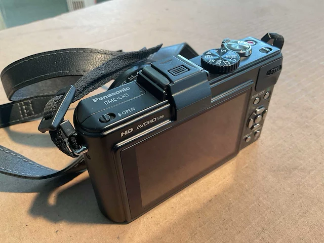Panasonic dmc-lx5 lumix digitale fotocamera set - afbeelding 3 van  6
