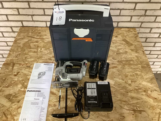 Panasonic ey4550 decoupeerzaag - afbeelding 1 van  5