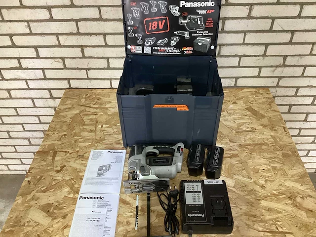 Panasonic ey4550 decoupeerzaag - afbeelding 2 van  5