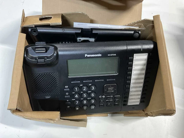 Panasonic kx-dt546ne digitale telefoon - afbeelding 2 van  3
