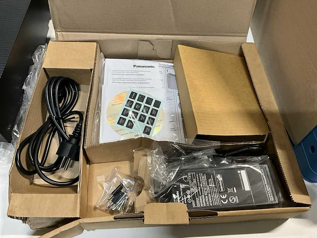 Panasonic kx-tda15ne hybride ip-pbx telefooncentrale - afbeelding 4 van  4