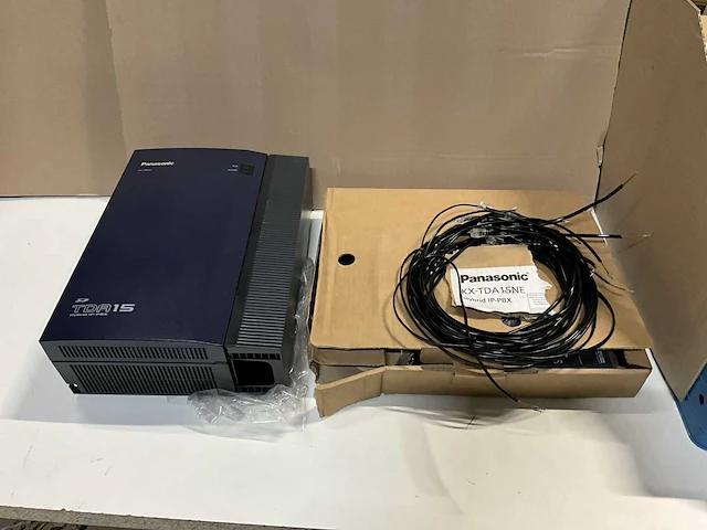 Panasonic kx-tda15ne hybride ip-pbx telefooncentrale - afbeelding 1 van  4