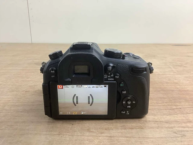 Panasonic lumix dmc-fz1000 bridge fototoestel 20.1mp mos 5472 x 3648pixels zwart - afbeelding 7 van  9