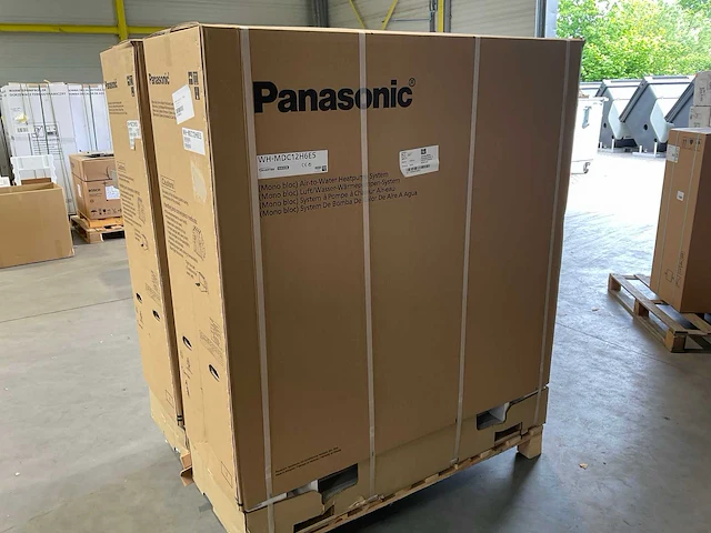 Panasonic monobloc wh-mdc12h6e5 lucht-water warmtepomp - afbeelding 2 van  3