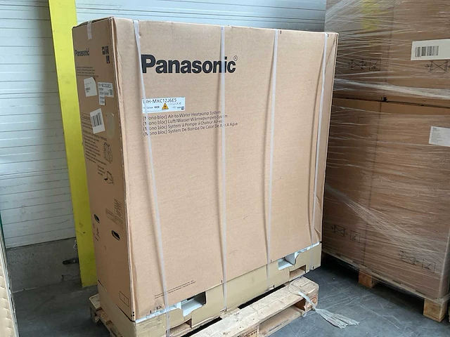 Panasonic monobloc wh-mxc12j6e5 lucht-water warmtepomp - afbeelding 1 van  2