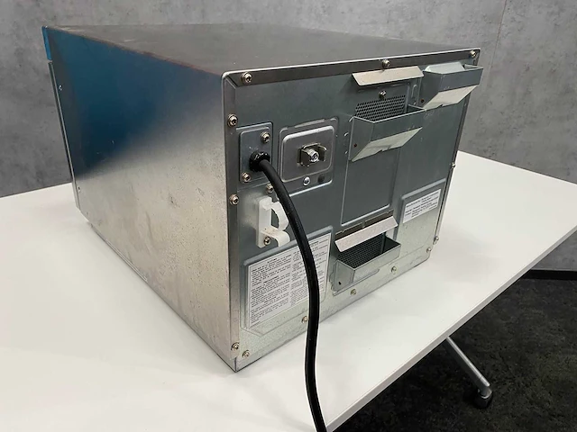 Panasonic ne-1646 - rvs ergonomische magnetron - afbeelding 2 van  11