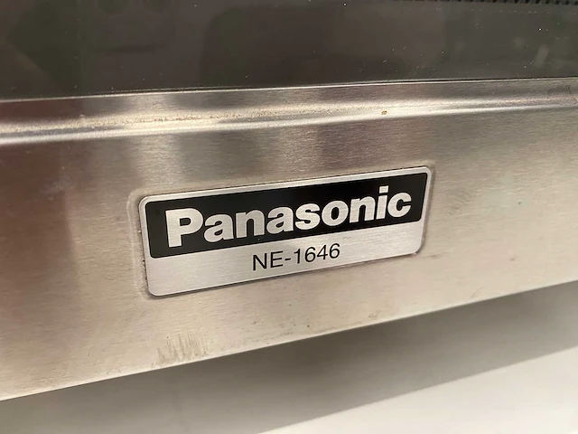 Panasonic ne-1646 - rvs ergonomische magnetron - afbeelding 8 van  11