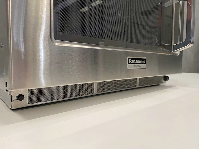 Panasonic ne-1646 - rvs ergonomische magnetron - afbeelding 11 van  11
