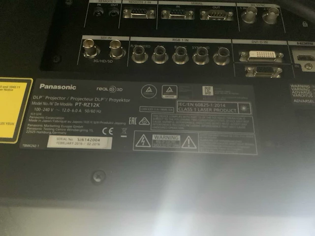 Panasonic pt-rz12k beamer - afbeelding 9 van  9