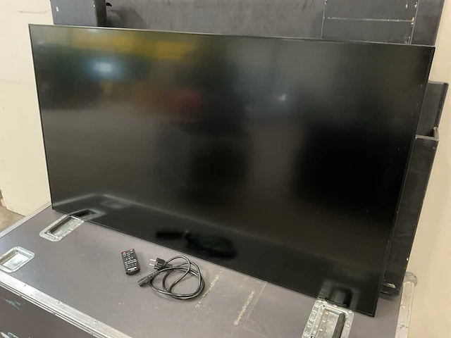 Panasonic th-55lf80w 55” full-hd lcd display - afbeelding 1 van  7
