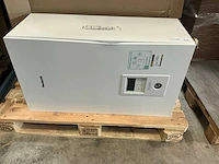 Panasonic wxc09h3e8 lucht-water warmtepomp - afbeelding 1 van  4