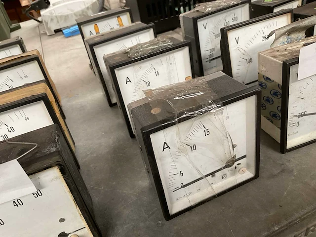 Panel meter (4x) - afbeelding 1 van  2