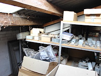 Panhaken, hoekkeperhaken, vorstbeugels, ruitkopnagels, schroefspijkers, houtdraadbouten en balkdragers en g... - afbeelding 14 van  27