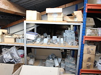 Panhaken, hoekkeperhaken, vorstbeugels, ruitkopnagels, schroefspijkers, houtdraadbouten en balkdragers en g... - afbeelding 15 van  27